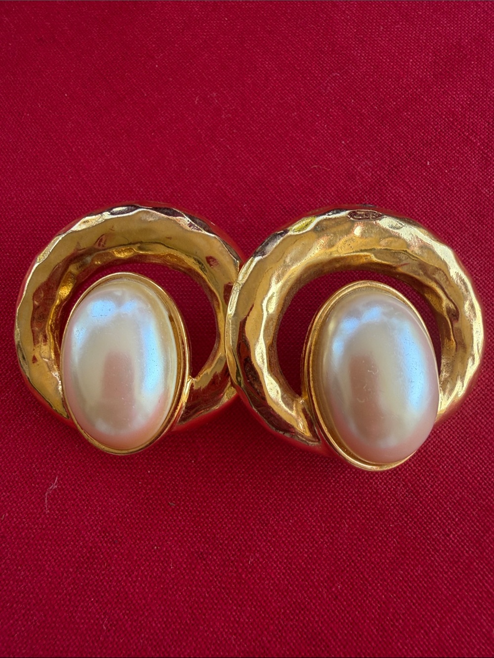 VTG 80s Gold and Pearl Earrings/Shoe Clips